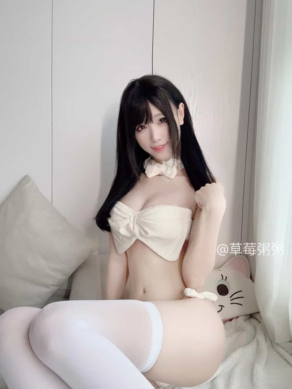十万口草莓粥粥