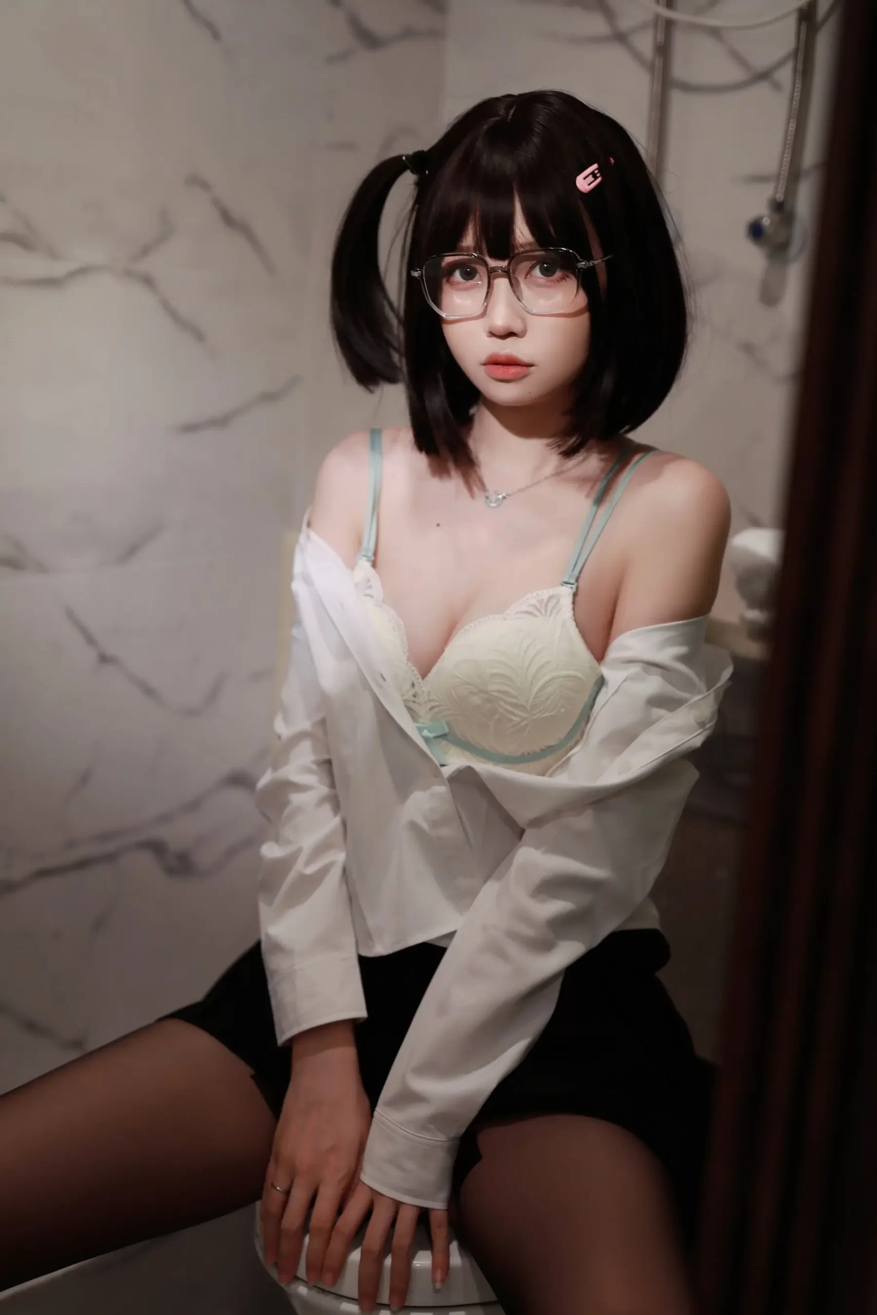 洛桑w伊梓 2024