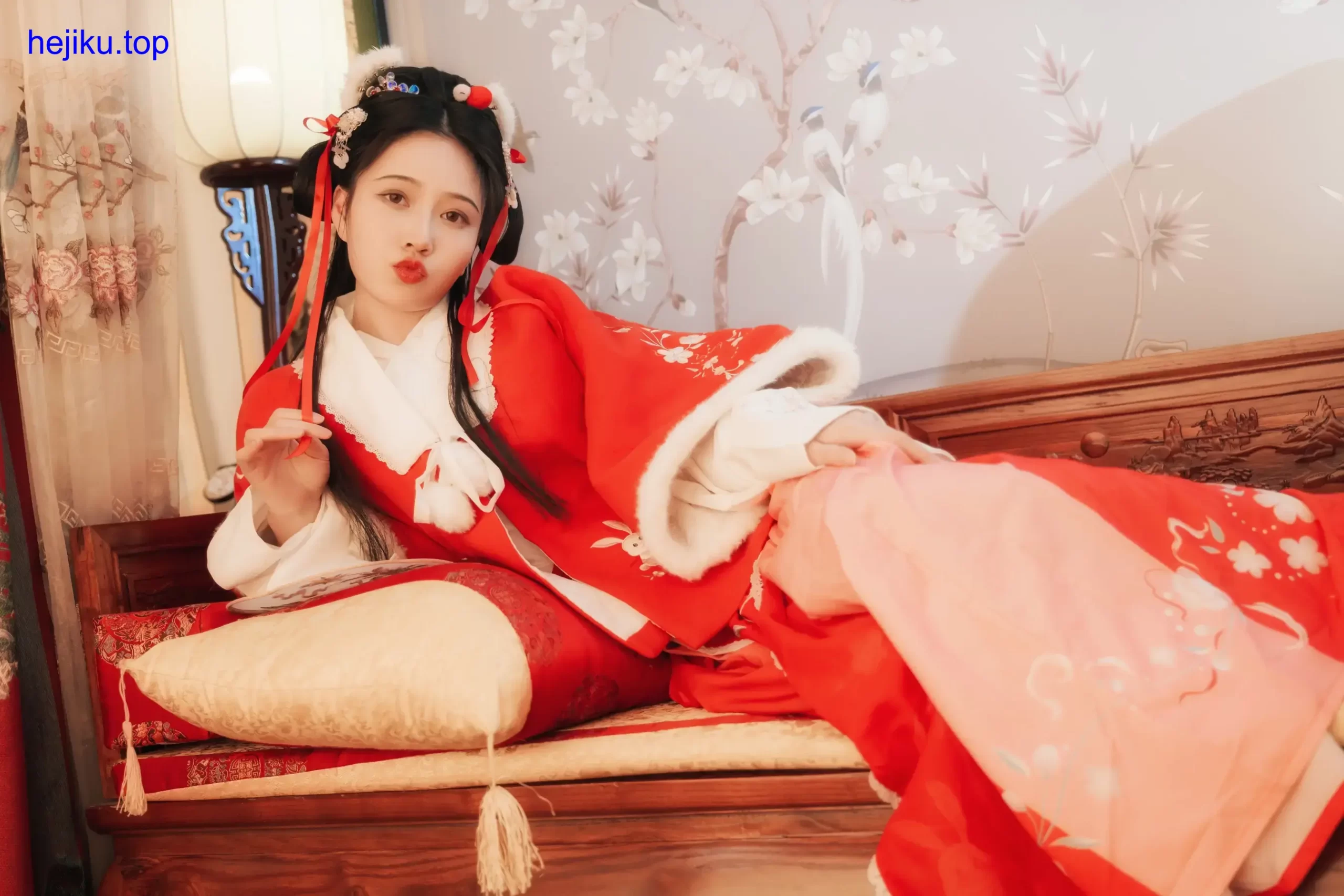 NNian年年古装霓裳高清图集写真