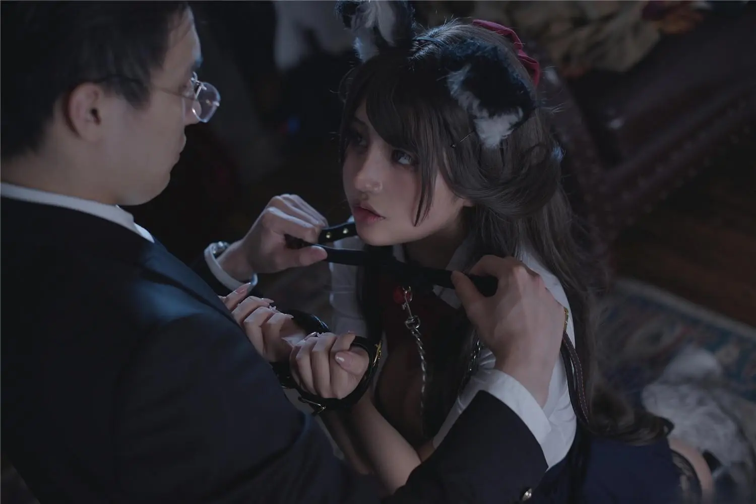 一笑芳香沁窗与宠物猫作品