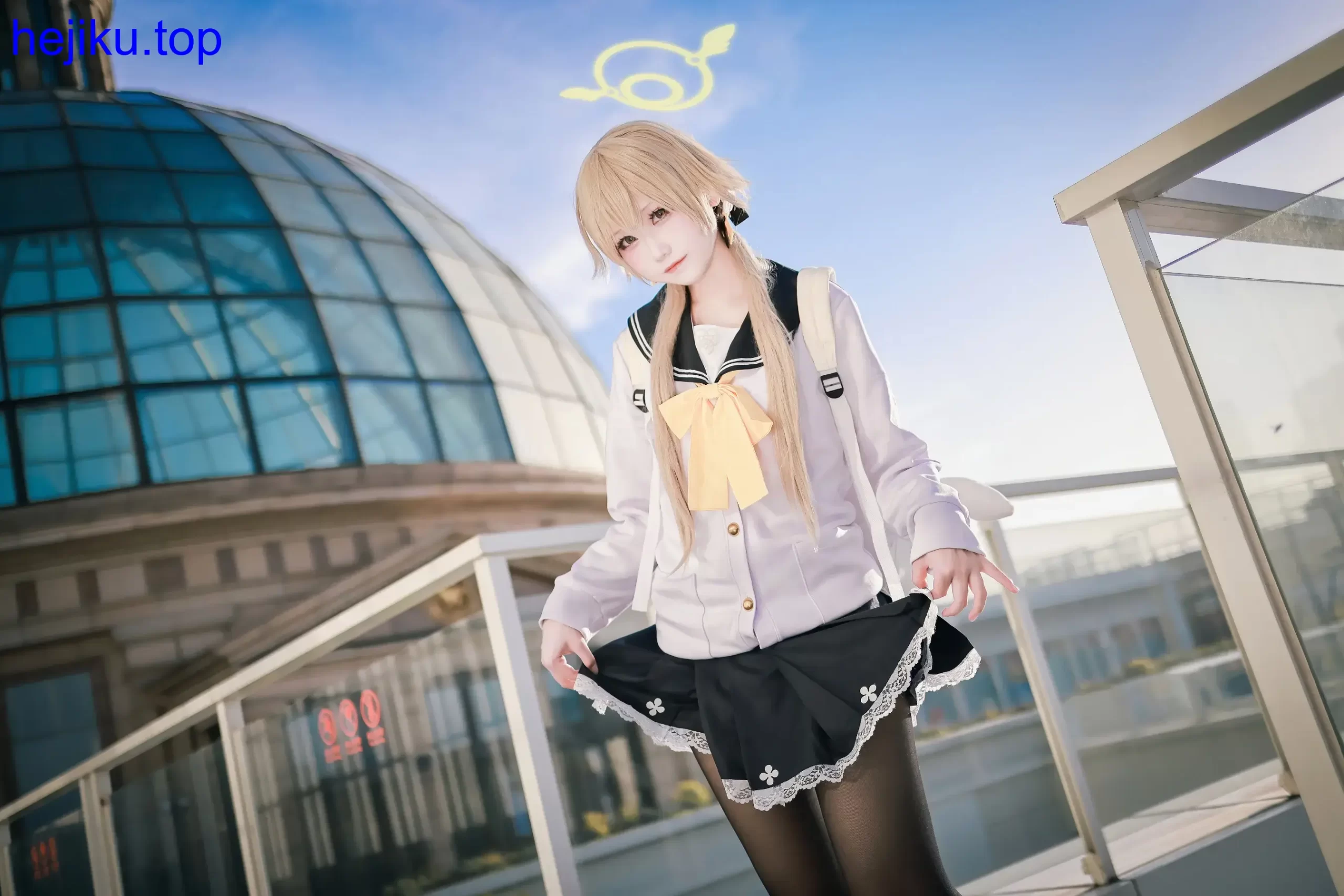 lunananya仲正一花图片