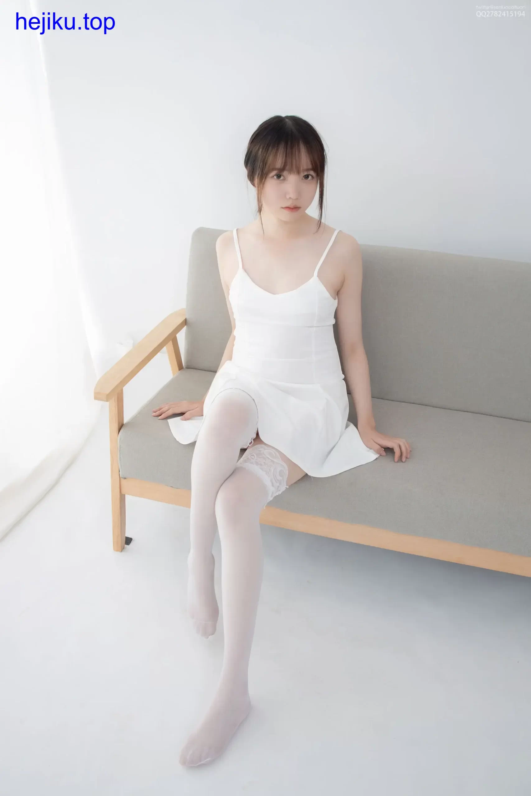 森萝财团AIKa美图库