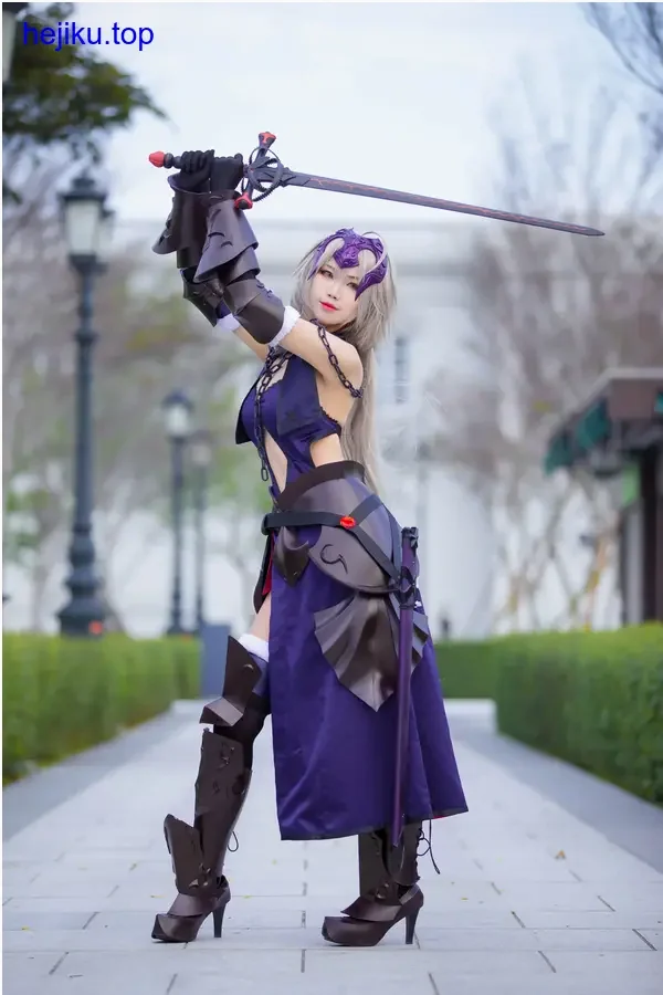 arty亚缇半身特写