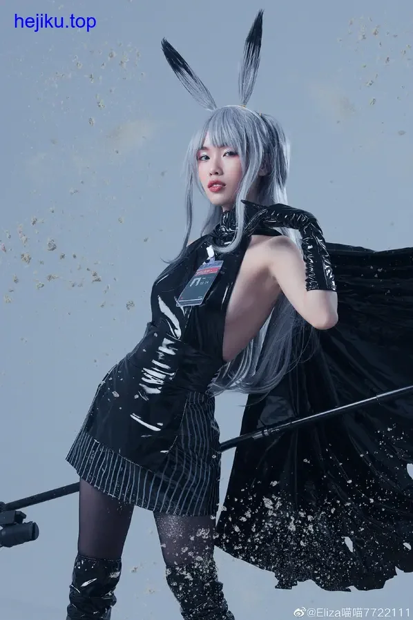 eliza喵喵慵懒姿态