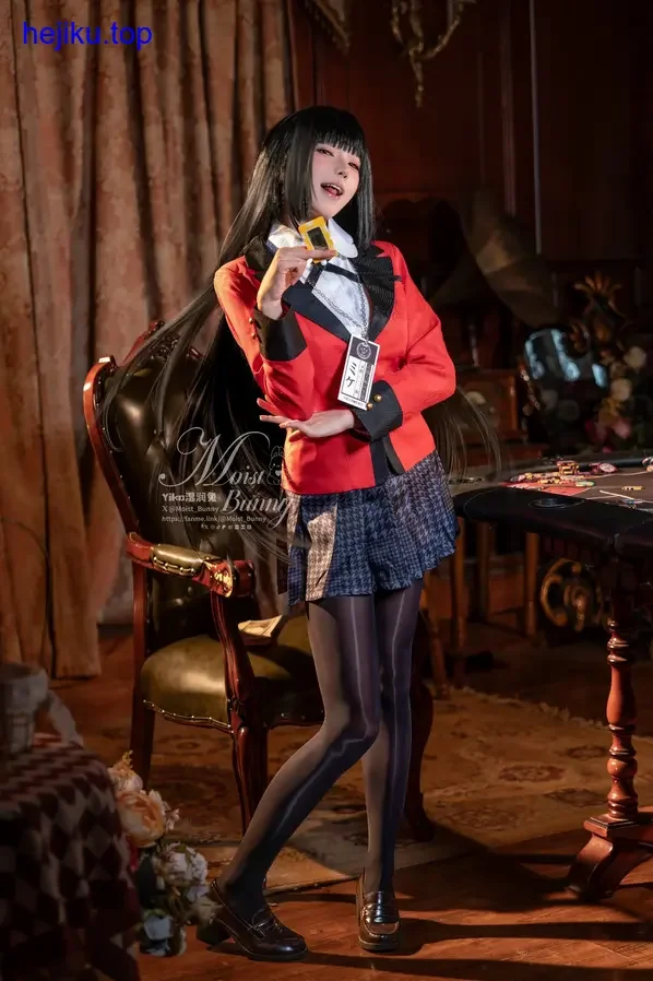 咬一口兔娘8月里程碑奖励万叶作品