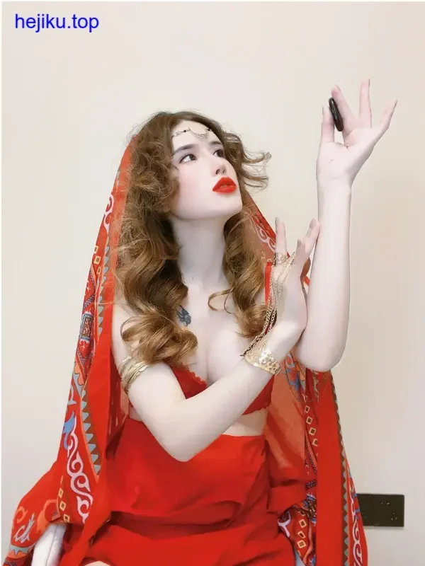 鹿八岁baby咒术回战钉崎野蔷薇战斗表情特写