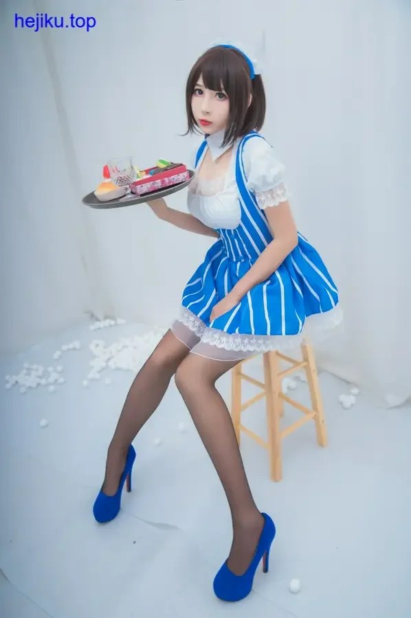 雯粥粥i暗夜精灵cos图