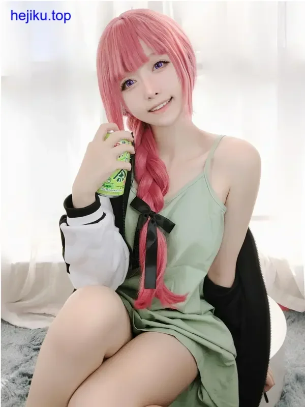 朝雾爱草神特写