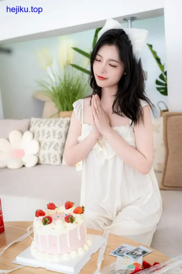 桃良阿宅古风造型cos，色调素雅画面安静