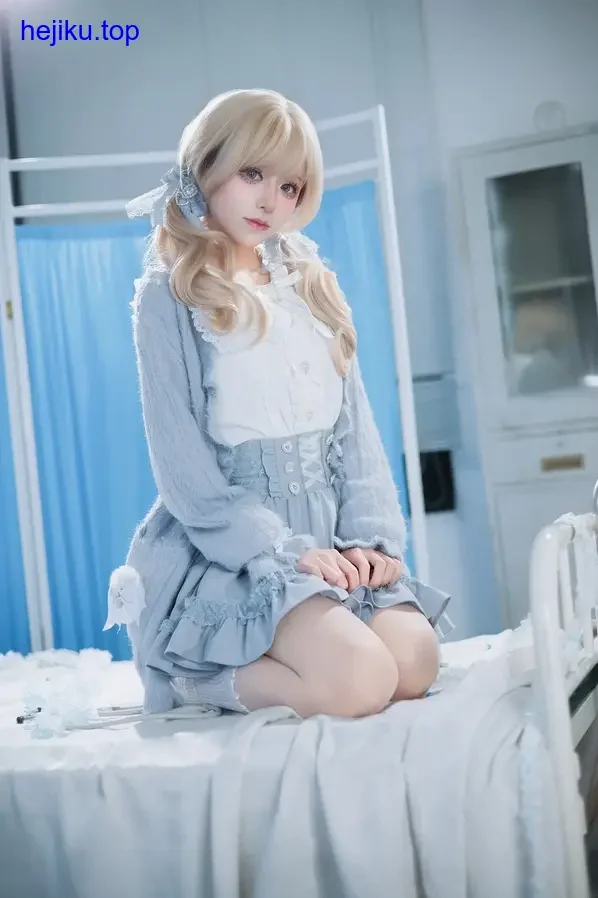 双木扶苏二次元角色cosplay正面特写 服装细节高清