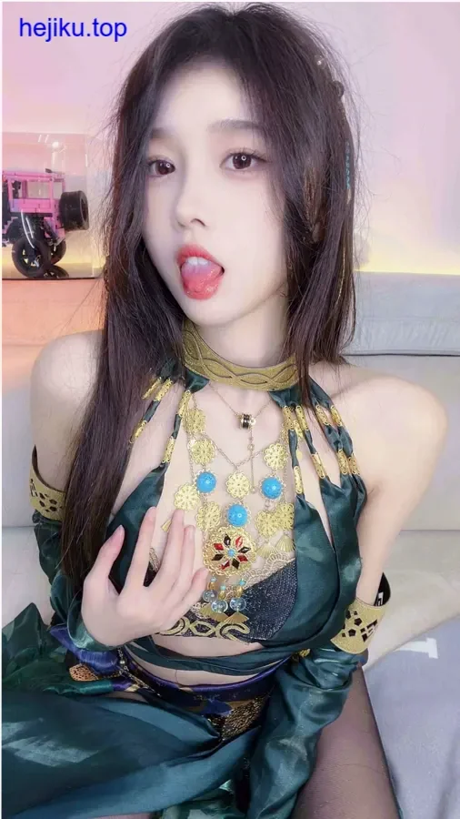 小小奶瓶儿视频道具细节