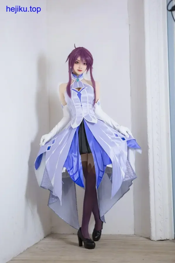 只是简言亚丝娜cos气质还原 只是简言亚丝娜cos气质还原