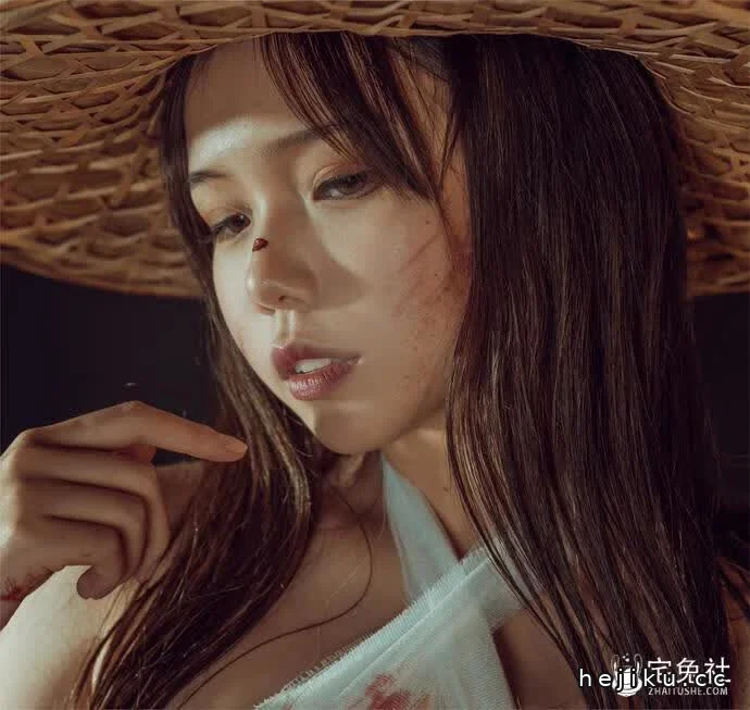 七月喵子cos文章配图2